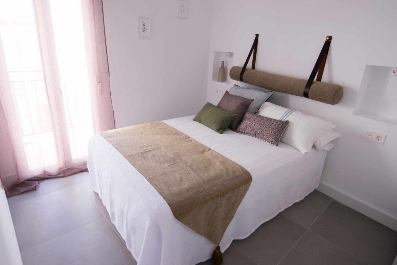 Casa Con Terraza Y Patio Privado En Salobrena Villa Luaran gambar