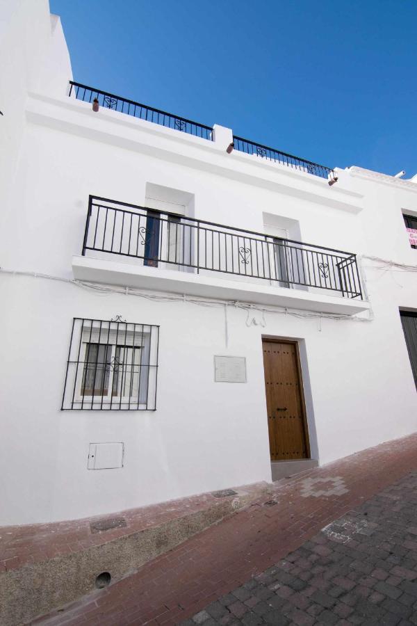 Casa Con Terraza Y Patio Privado En Salobrena Villa Luaran gambar