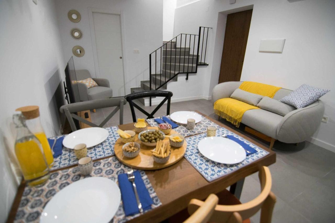 Casa Con Terraza Y Patio Privado En Salobrena Villa Luaran gambar